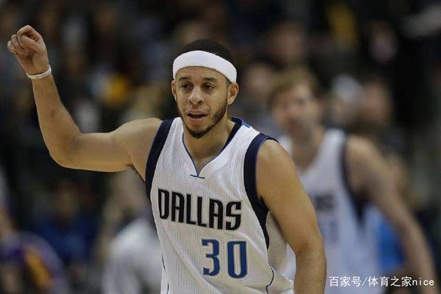 巴萨球员将身穿125周年特别版球衣出战