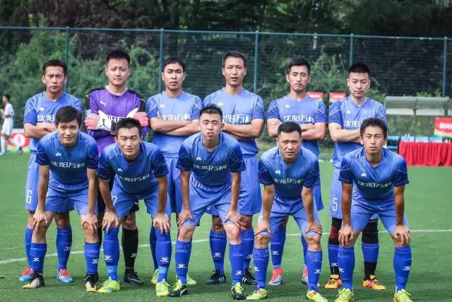 王哲林8分上海力克江苏获首胜 崔晓龙空砍24分